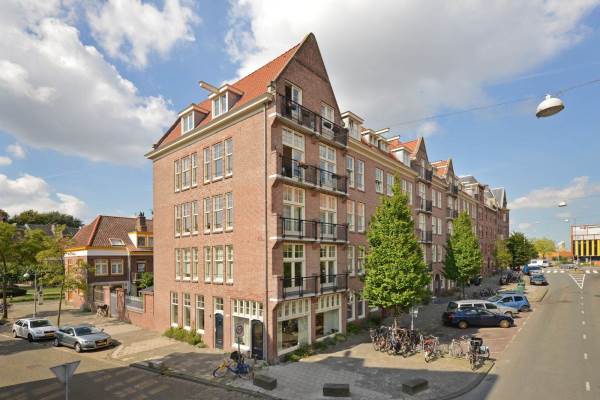 Woning Zaanhof 135 Amsterdam