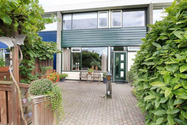 Woning Laan van de Iemenhees 242 Emmen