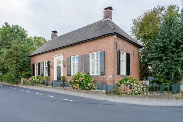 Woning Lingedijk 63 Wadenoijen