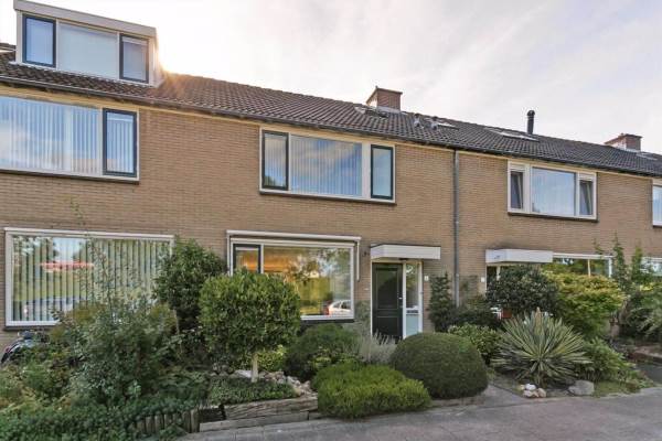 Woning Samuel van Houtensingel 6 Zwijndrecht