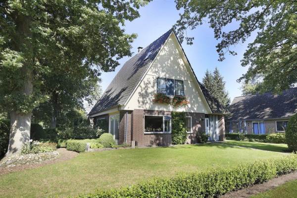 Woning Dorpsstraat 46 Gees