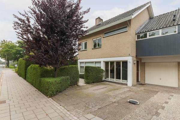 Woning Stationsweg 18 Barendrecht