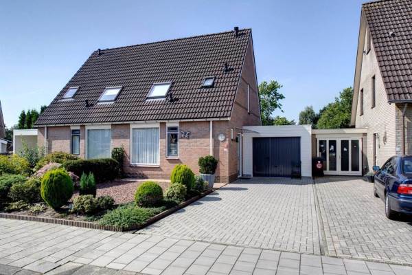 Woning Valkenhorst 32 Delfzijl