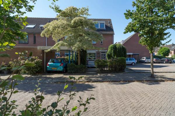Woning Overgouw 11 Almere