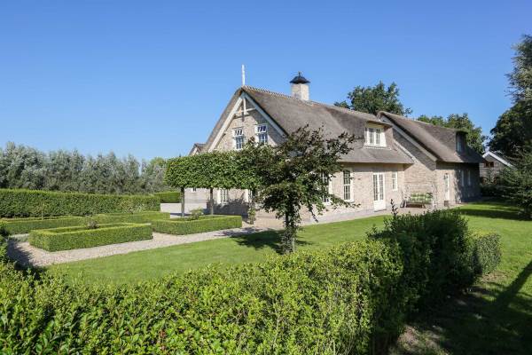 Woning Lekdijk west 63 Lopik