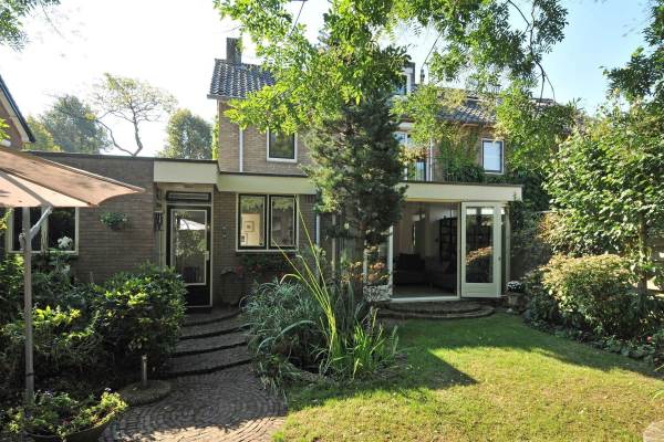 Woning J.F. Kennedylaan 106 Baarn
