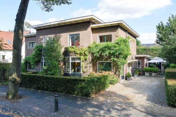 Woning Waldecklaan 8 Hilversum