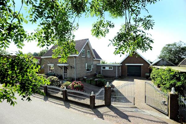 Woning Heerenweg 70 Barsingerhorn