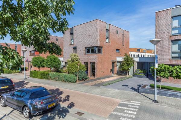 Woning Regulierspoort 76 Nieuw-Vennep