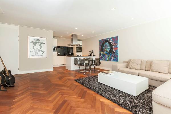 Woning Laan van Leidschenveen 263 Den Haag