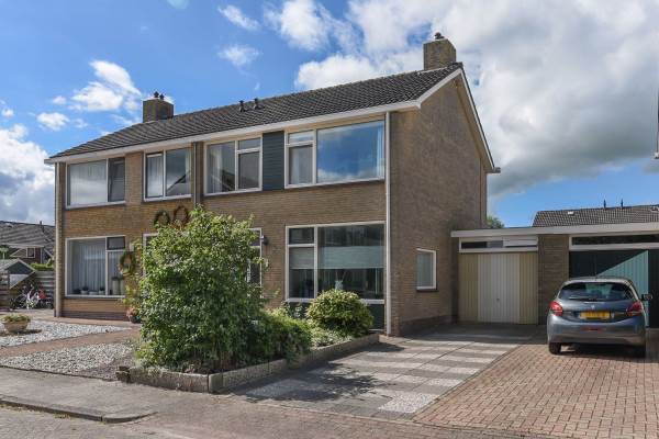 Woning de Terp 12 Jirnsum