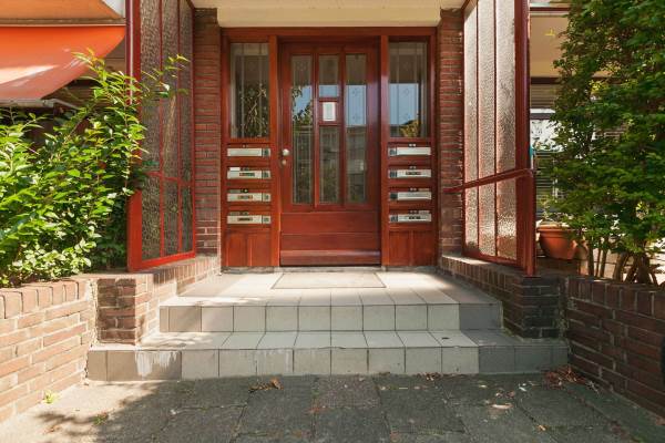 Woning Larixstraat 19 Den Haag