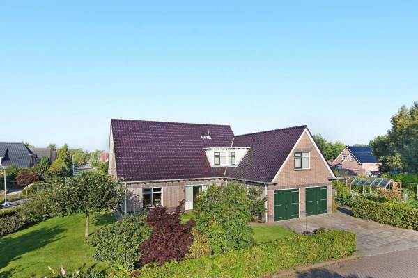Woning Kerkstraat 1 De Wilp