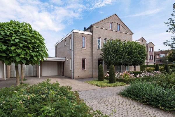 Woning Vlinderslag 25 Almkerk