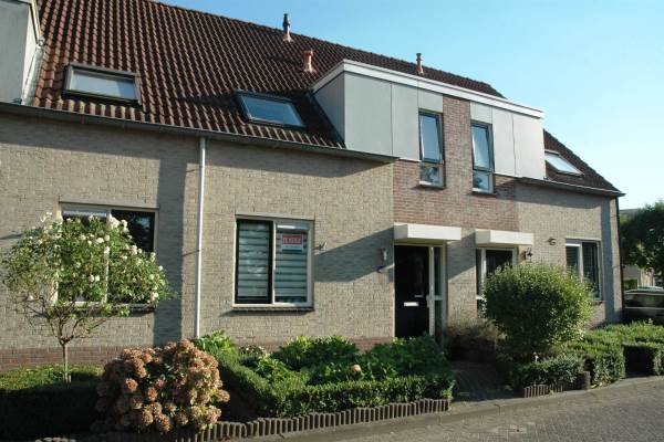 Woning Kerkdreef 5 Ooltgensplaat