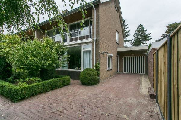 Woning Sering 23 Rhoon
