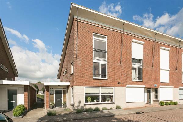 Woning Duizendbladstraat 10 Bleskensgraaf Ca