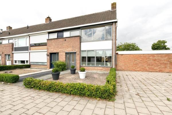 Woning Jacobus van Looystraat 16 Terneuzen
