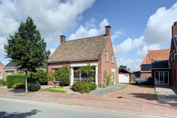 Woning Hoofdweg 42 Holwierde