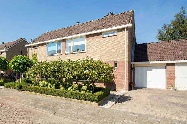 Woning Abeelstraat 12 Rockanje