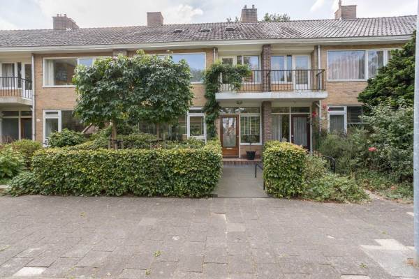 Woning Domela Nieuwenhuislaan 7 Groningen