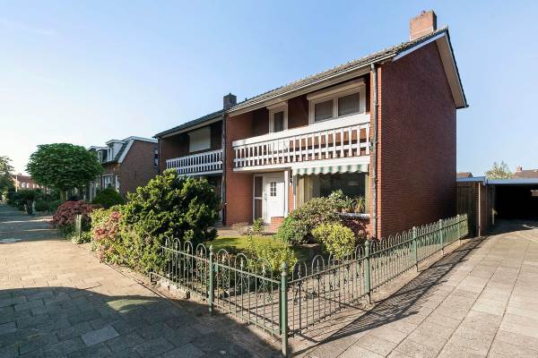 Woning Oude Vriezenveenseweg 104 Almelo