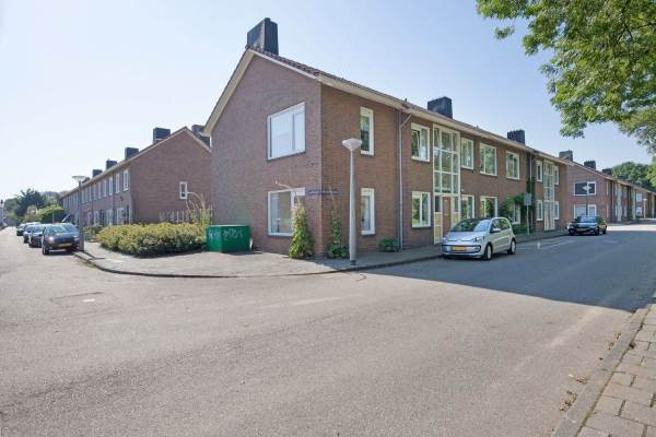Woning Watergangseweg 12/hs Amsterdam