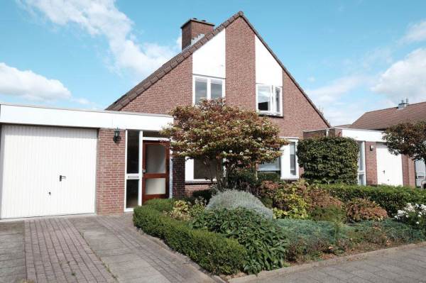 Woning erkapelstraat 9 Born