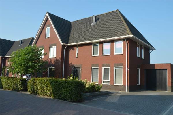 Woning Henri de Wolflaan 19 Veendam