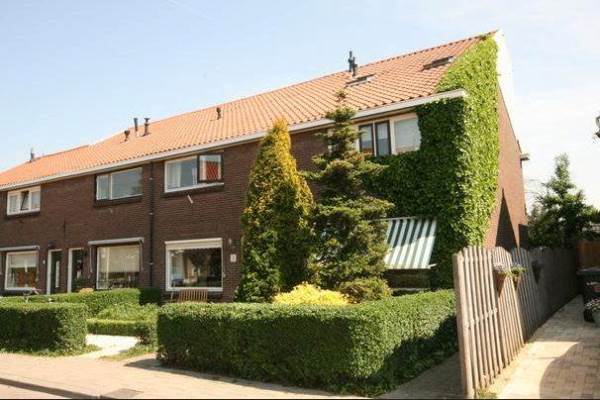 Woning Von Lindernstraat 1 Alblasserdam