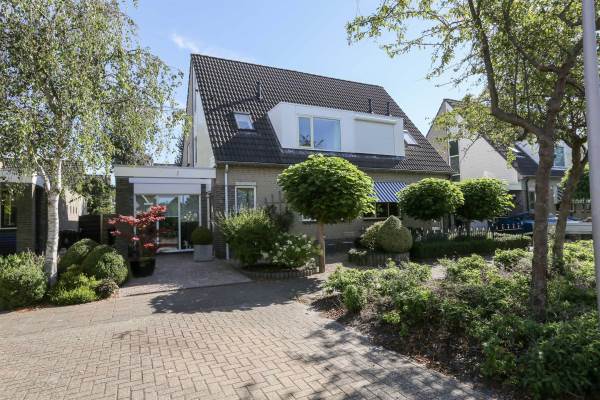 Woning Jan van Speykstraat 8 Hellevoetsluis