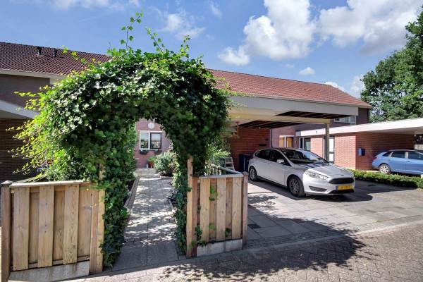 Woning Petmolenstraat 5 Almere