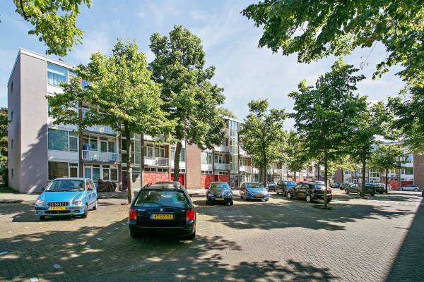 Woning Loevestein 127 Amsterdam