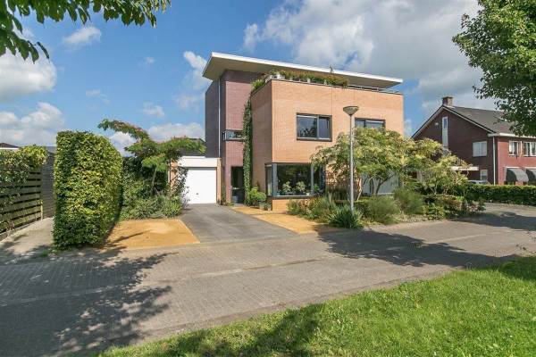 Woning Eekwerd 2 Groningen