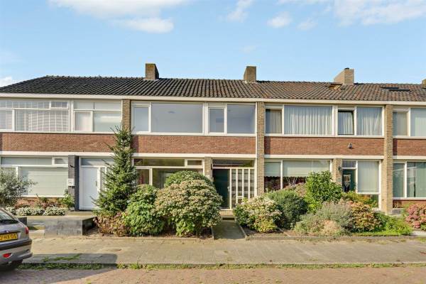 Woning Cornelis Evertsenstraat 104 Zwijndrecht