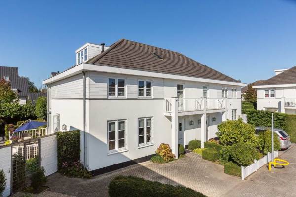 Woning Han G. Hoekstrahof 7 Almere