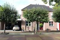 Woning Dorpsplein 11 Hurwenen