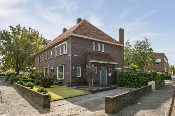 Woning Hoogstraat 136 Roosendaal