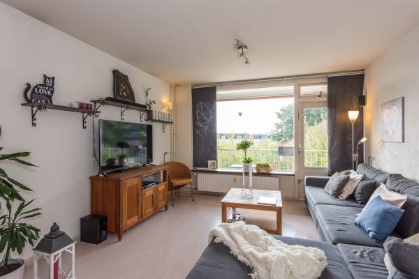 Woning Burgemeester A. van Walsumlaan 291 Vlaardingen