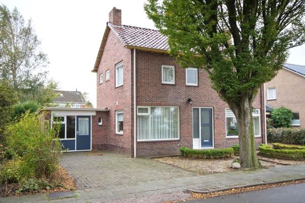 Woning van Asschendorplaan 18 Grijpskerk