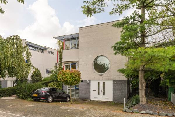 Woning Jacobus van Vessemsingel 5 Rotterdam