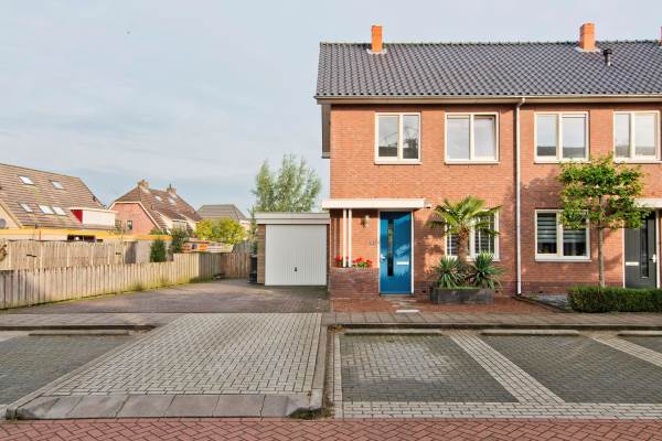 Woning Scharenburg 17 Zoelen