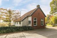 Woning 't West 21 Donkerbroek