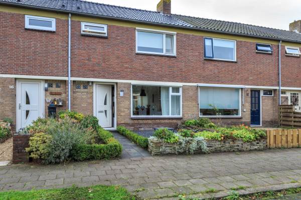 Woning Dokter Keijserstraat 14 Surhuisterveen