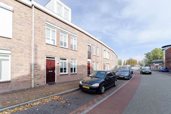 Woning Eerste Heulbrugstraat 18 Spijkenisse