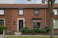 Woning Julianastraat 31 Halsteren