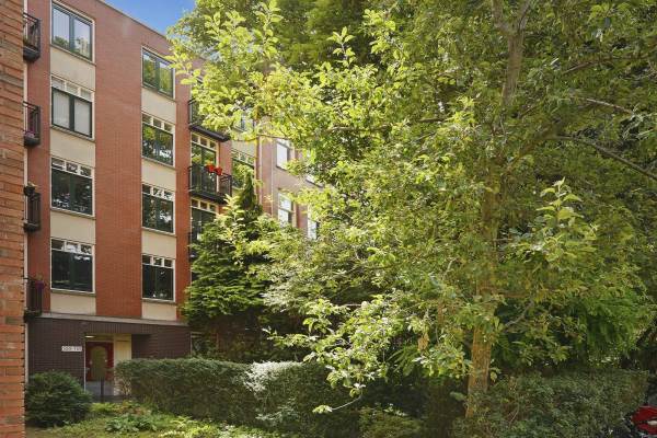 Woning Grensstraat 108 Amsterdam