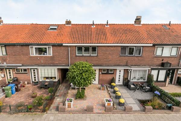 Woning Ruisdaelstraat 12 Alphen aan den Rijn