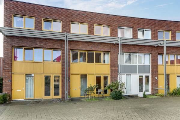 Woning John Lennonstraat 16 Lent