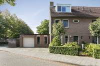 Woning Hoefakkers 12 Riel